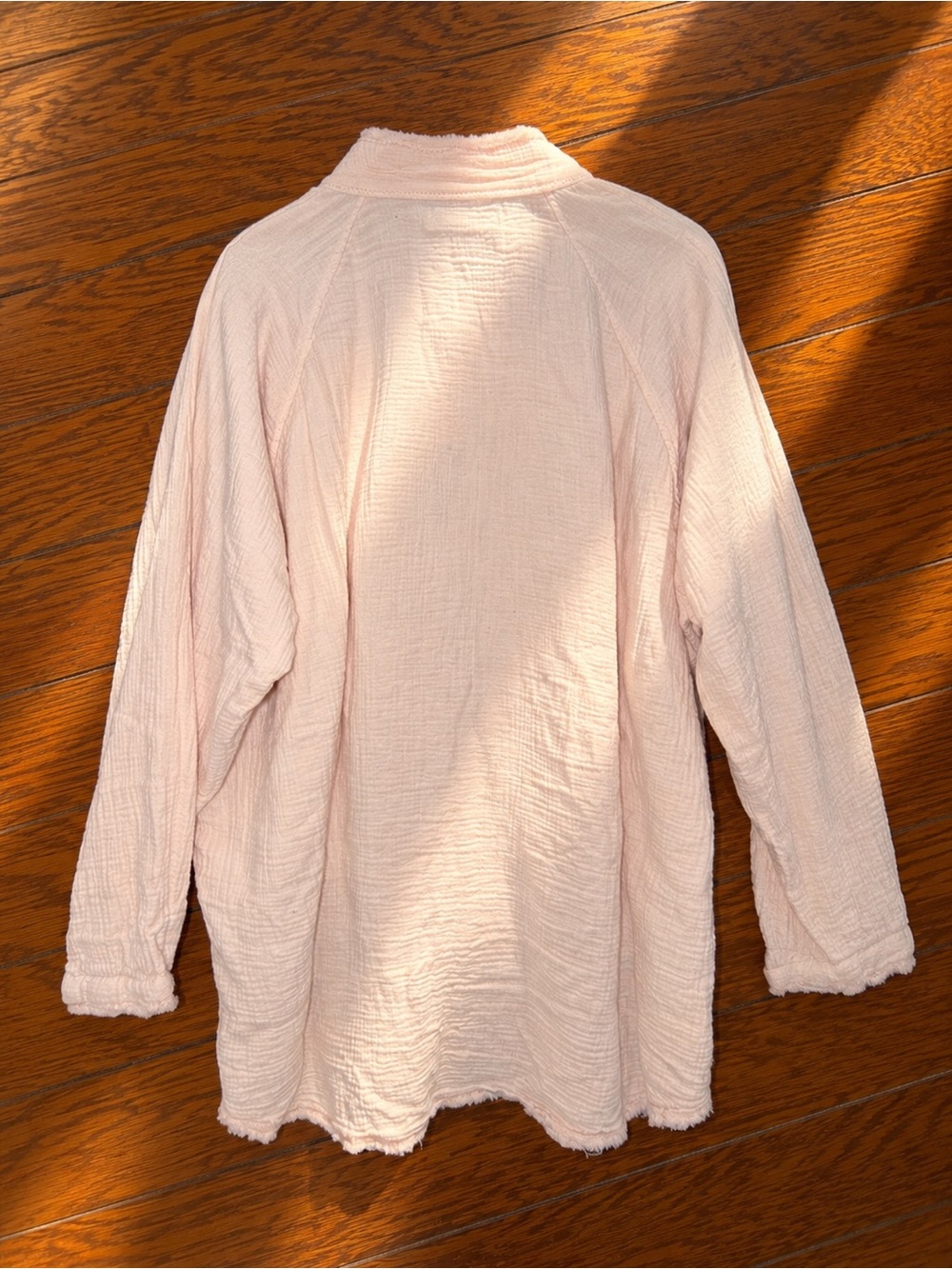 We The Free Pink Oversized Button-Down Textured Women's Shirt w/ Pockets Sz XL - Picture 2 of 4